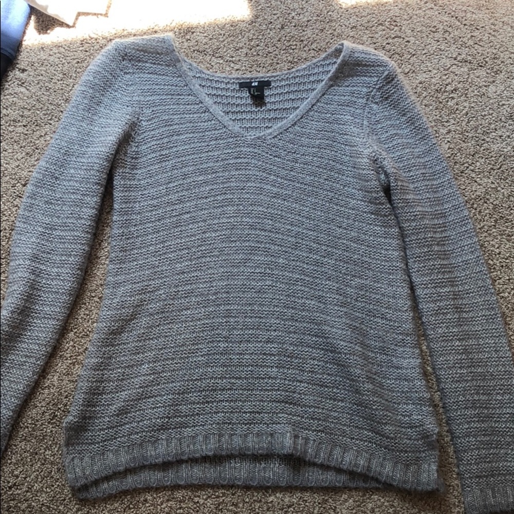 grey h&m sweater